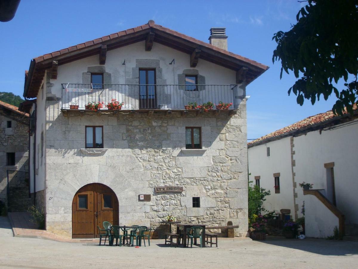 Apartamentos Etxeberri Goldaraz Exterior photo